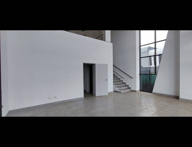 2,230M² WAREHOUSE TO LET IN HIGHVELD
